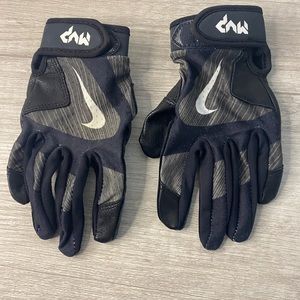 Nike Batting Gloves Youth Black Med/Large RN56323 Baseball Tball